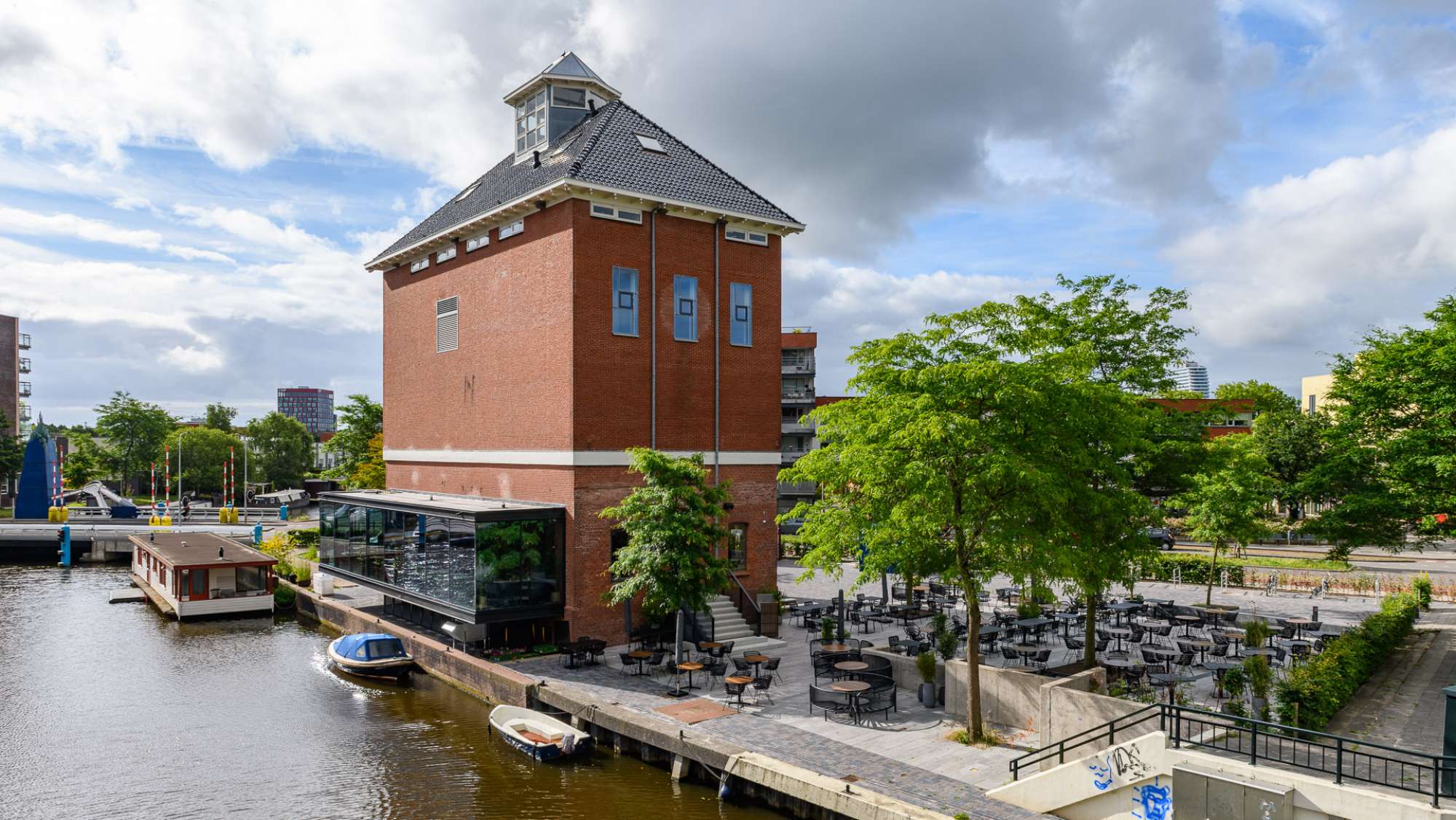 Voormalige graansilo Griffeweg // Foto: Walter Frisart